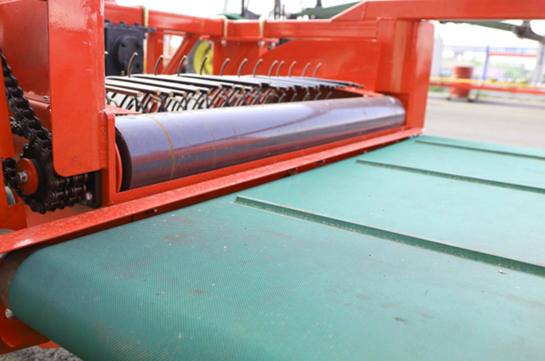 Bean Harvester Machine