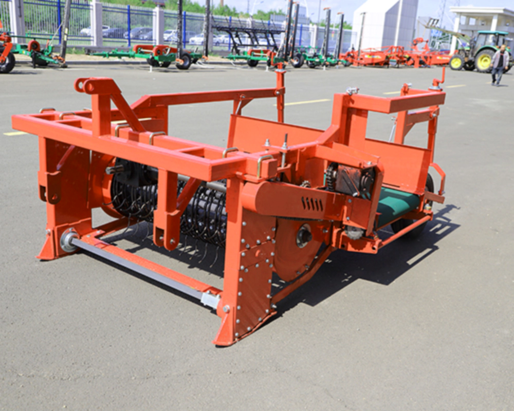 Bean Harvester Machine