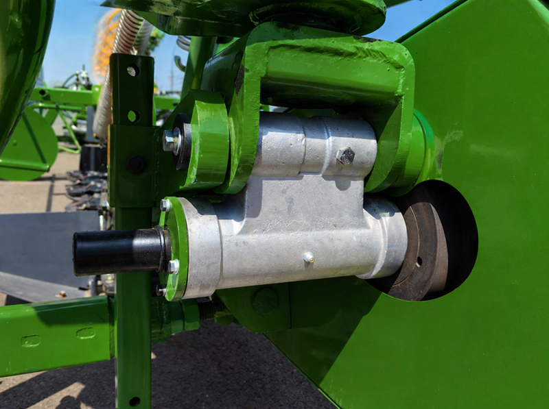 Heavy duty frame engineering and suspension layout